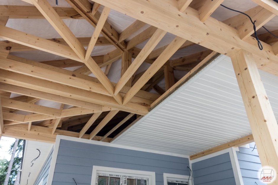 Подшивка потолка веранды
