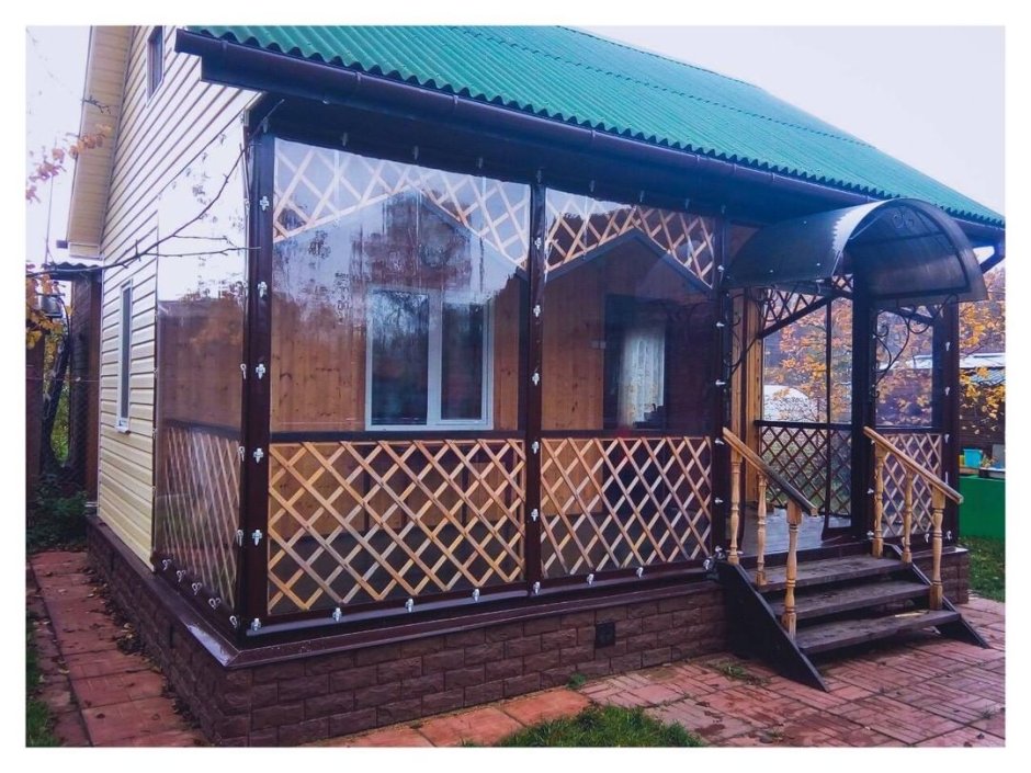 Дачный домик с террасой