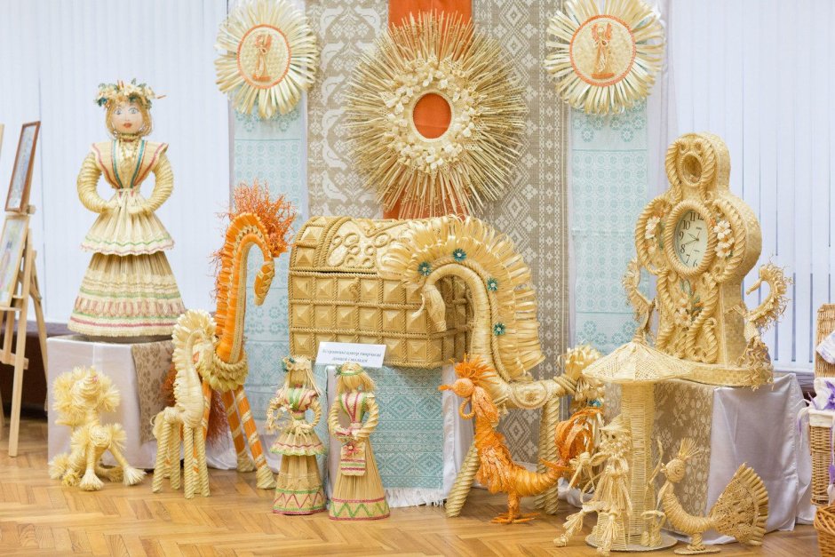 Сервировочные салфетки из бумажной лозы