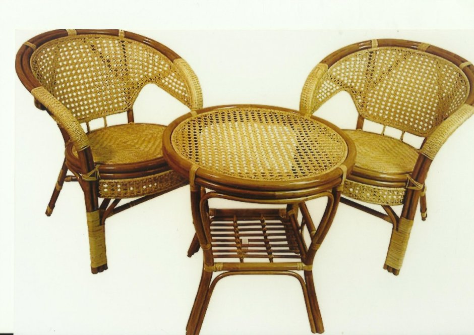 Пуфик из колеса и бечевки