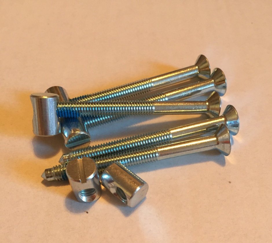 Крепежная фурнитура метизы стяжка