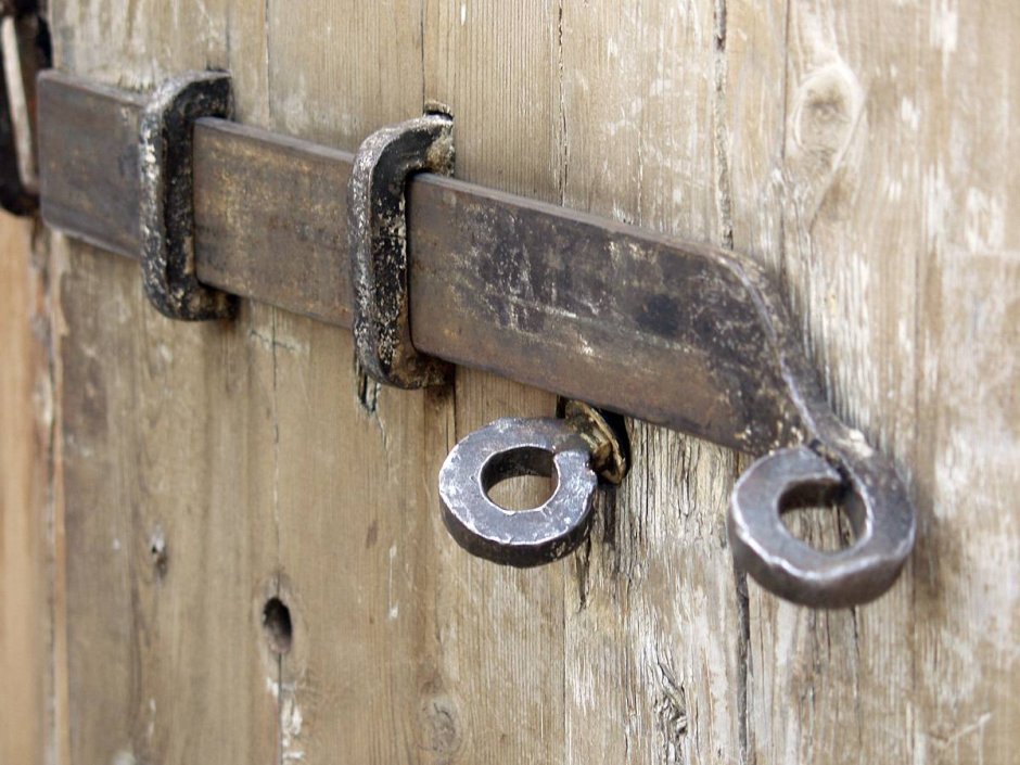 Старинный Засов