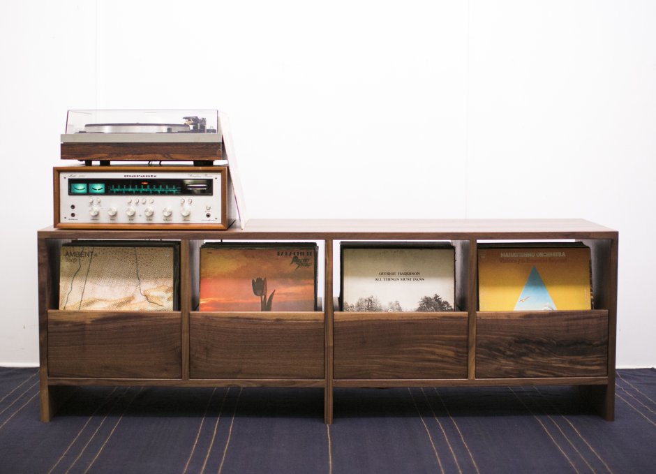 Тумба для винила