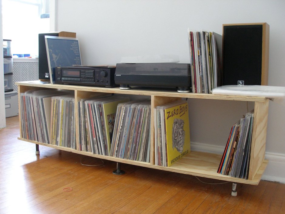 Шкаф для виниловых пластинок икеа