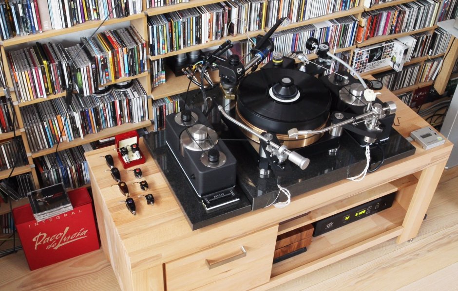 Hi end проигрыватель Audio