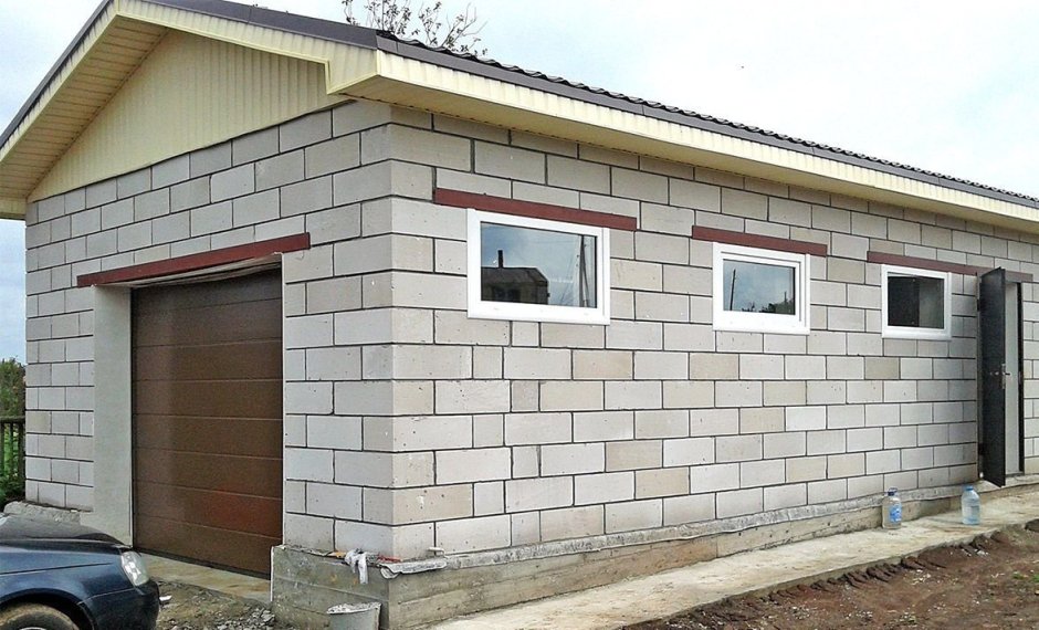 Дом из кирпича стройка