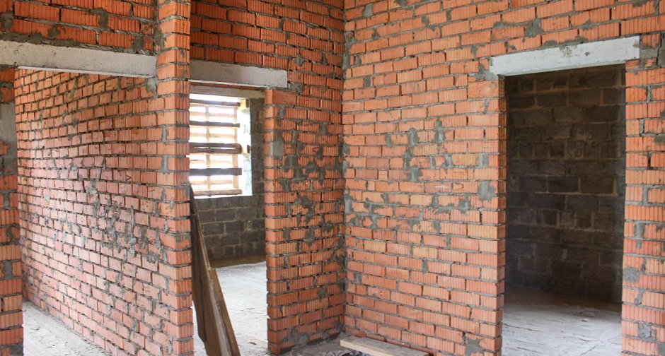 Сарай из силикатного кирпича