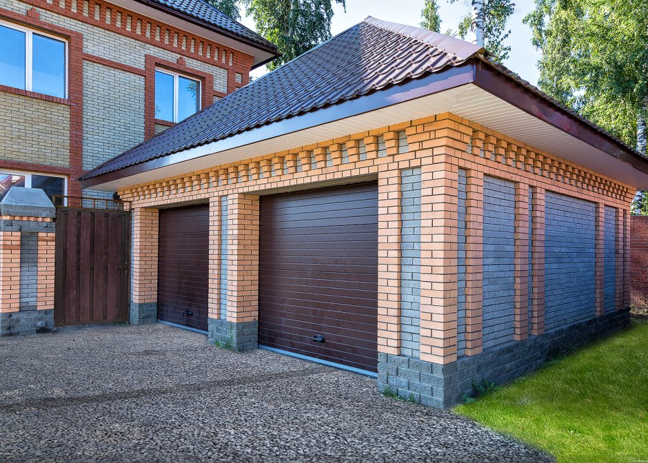 Гараж из кирпича