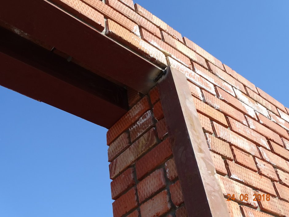 Тычковая кладка облицовочного кирпича