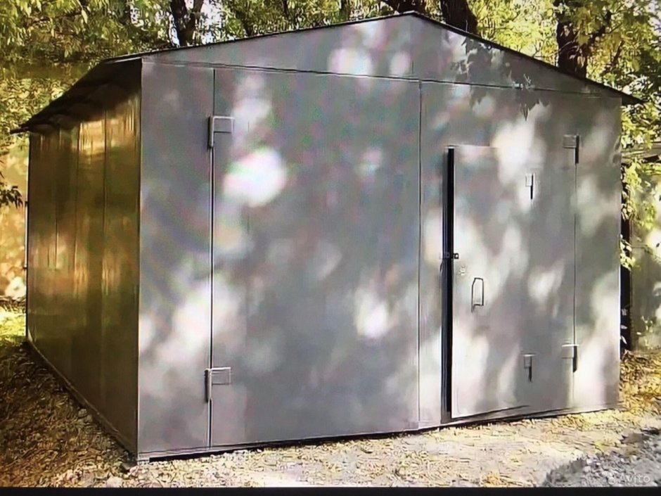 Секционный Ижорский 6 секционный металлический гараж