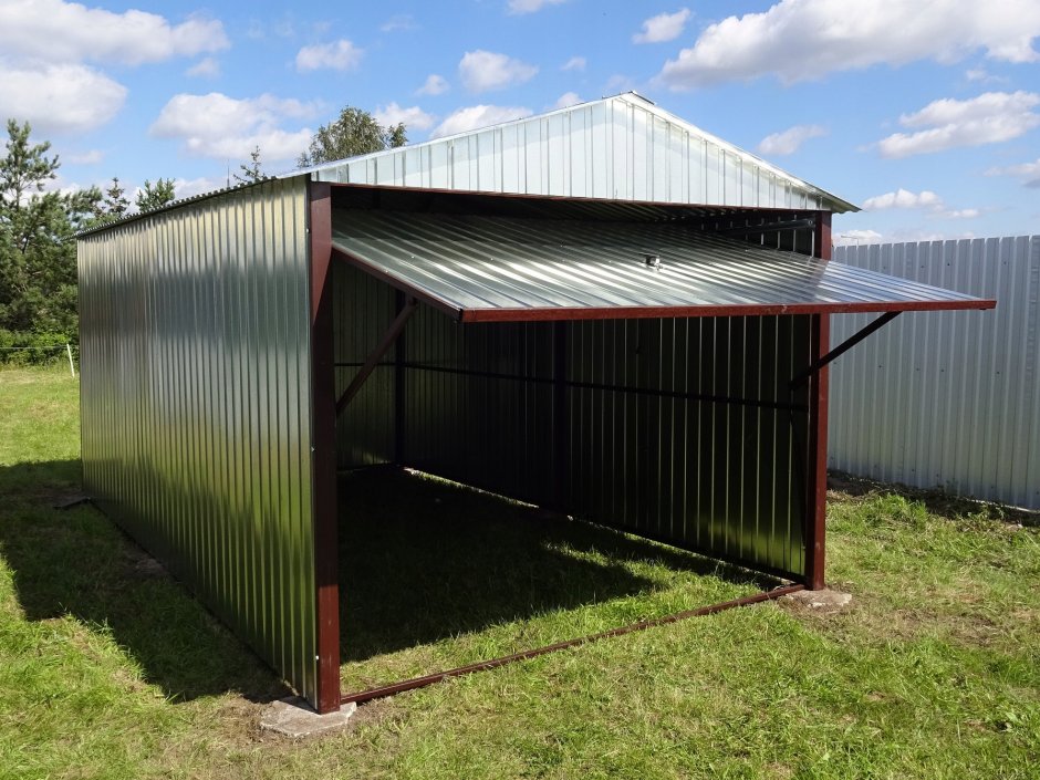 Типовые разборные металлические гаражи из 2000г