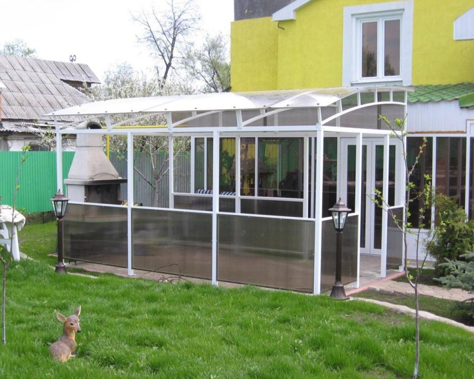 Поликарбонат на крышу веранды