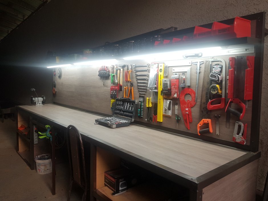 Верстак в гараж