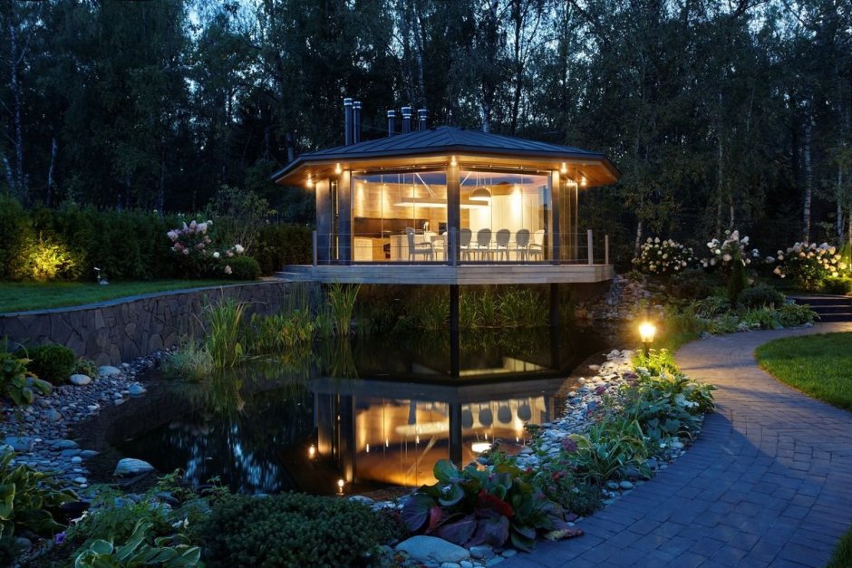 Красивые стеклянные беседки