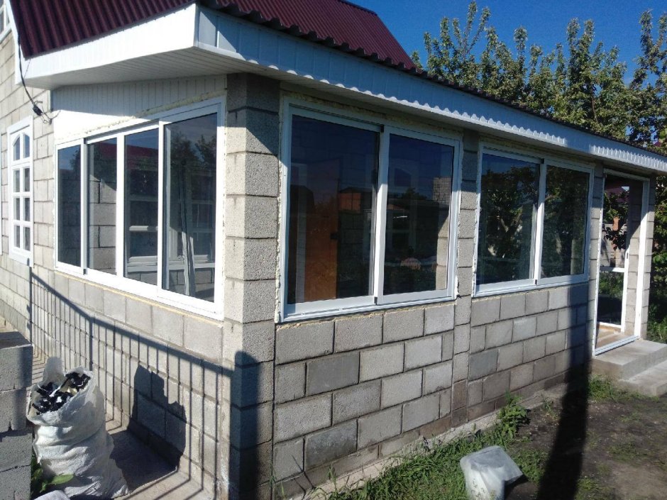 Застекленная веранда в частном доме