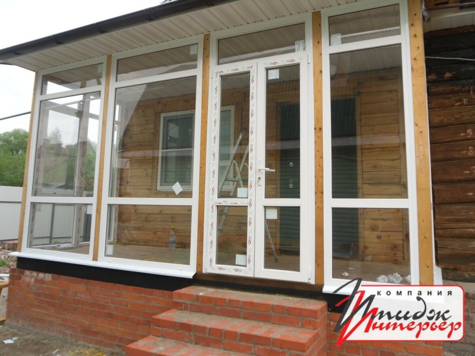 Веранда остекленная поликарбонатом