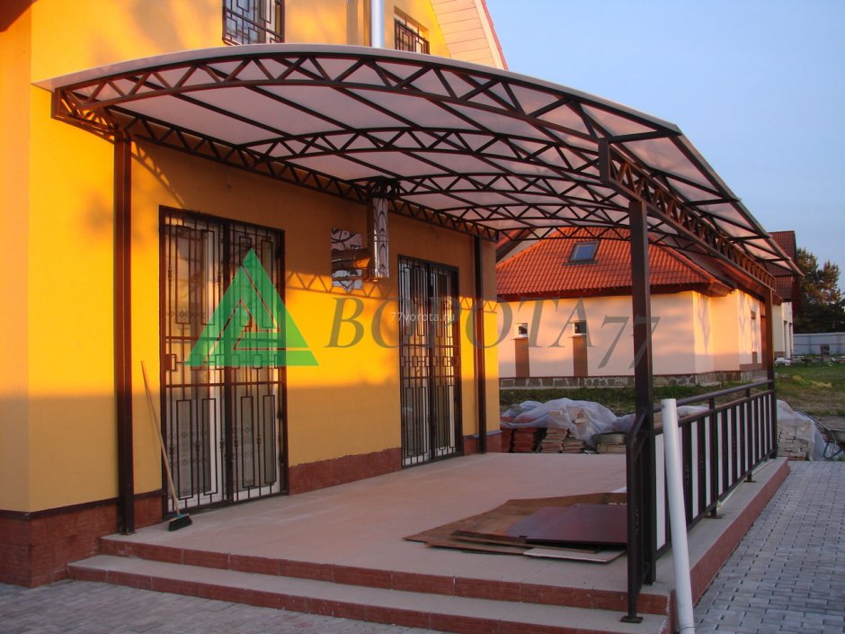 Арочная веранда из поликарбоната