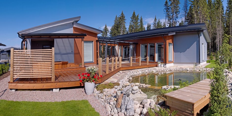 Баня из клееного бруса с односкатной крышей