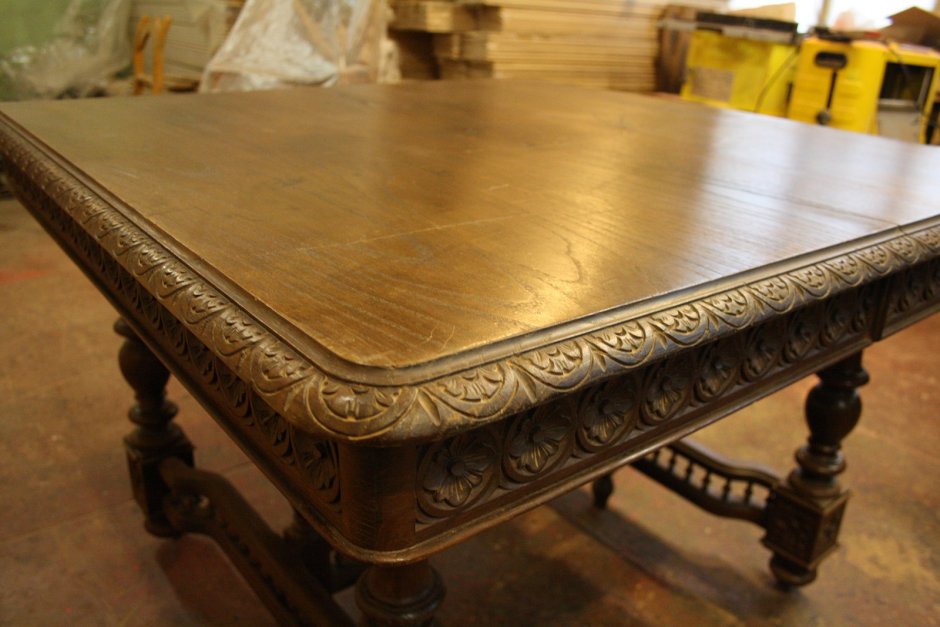 Обеденный стол Сибиряка 19 века