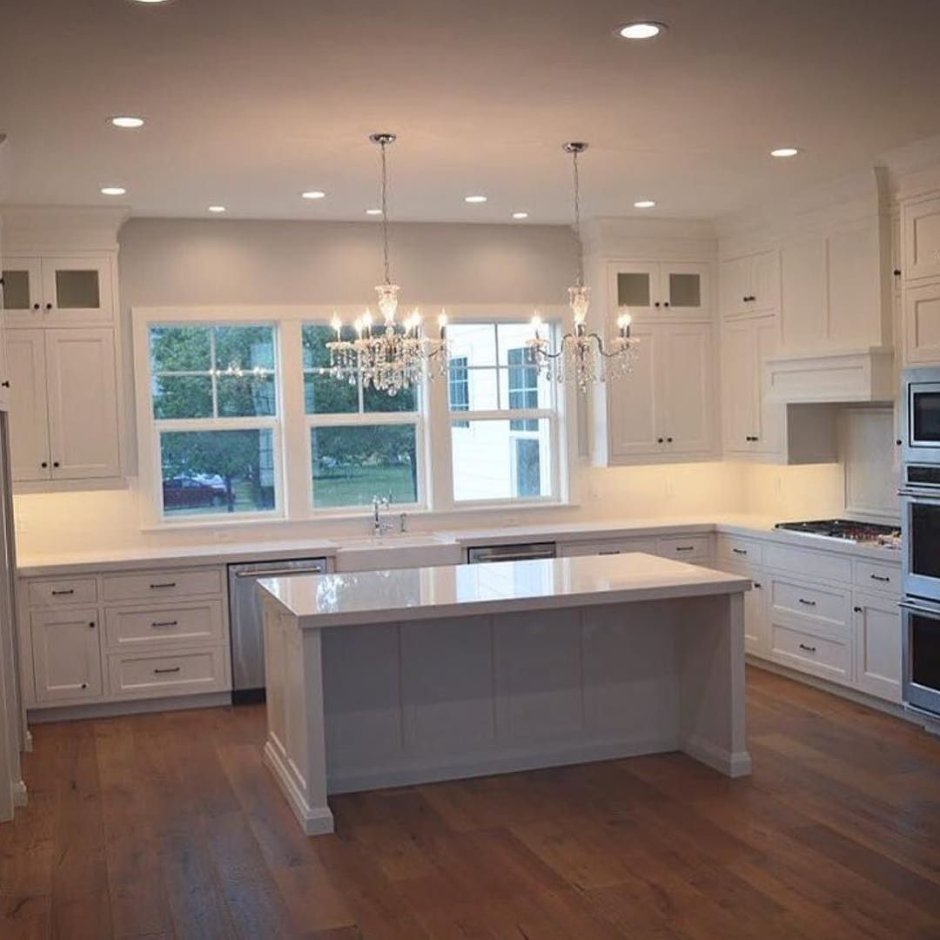 Кухня с эркером