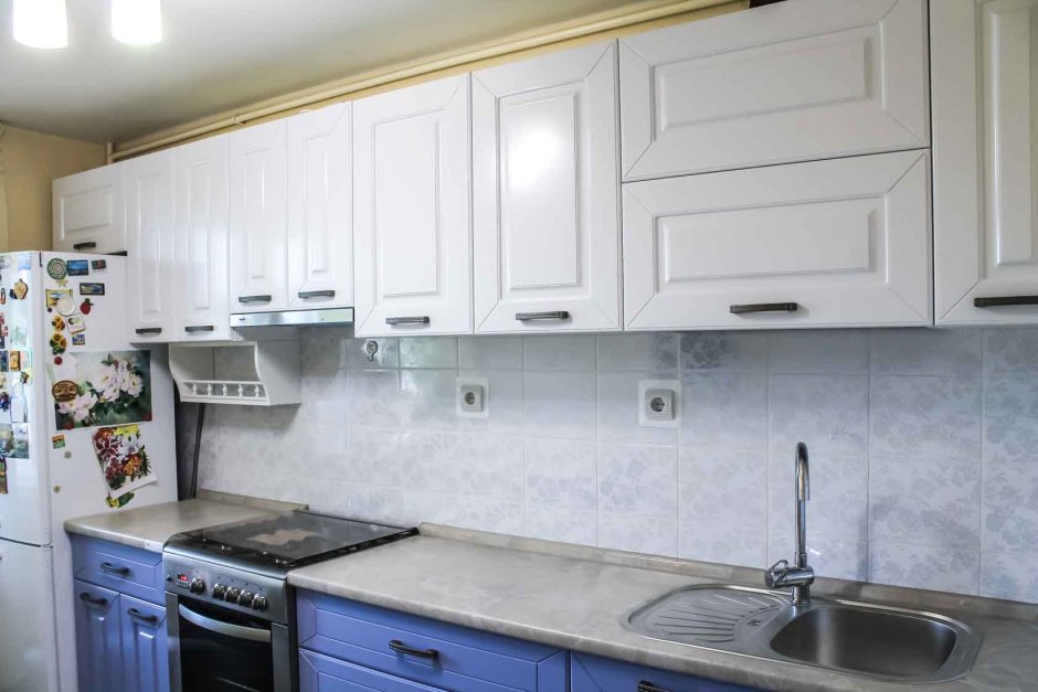 Кухонный гарнитур с отдельной плитой