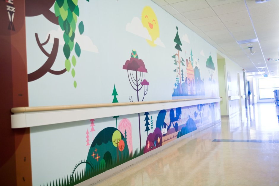 Роспись стен в больнице
