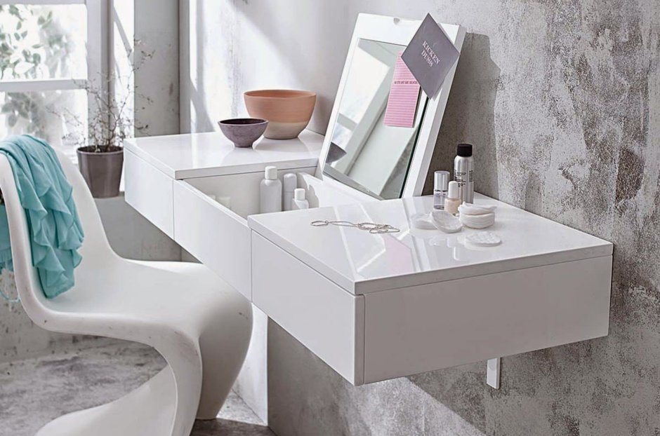 Подвесной туалетный столик