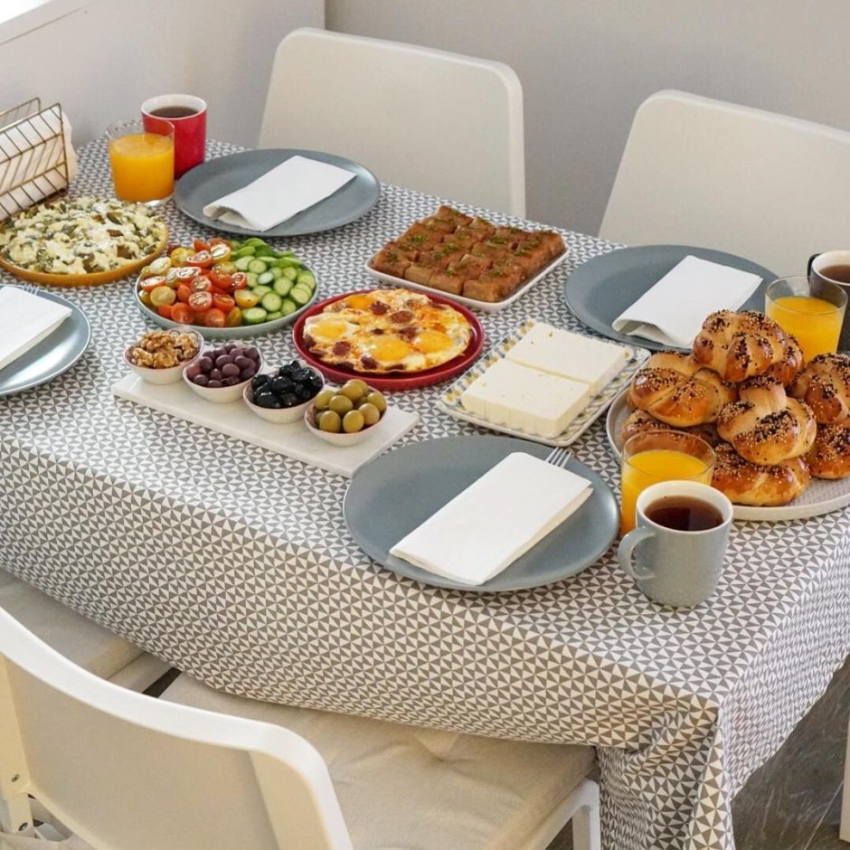 Сервировка праздничного стола