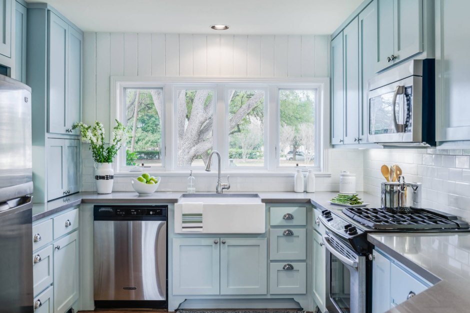 Маленькие кухни в пастельных тонах
