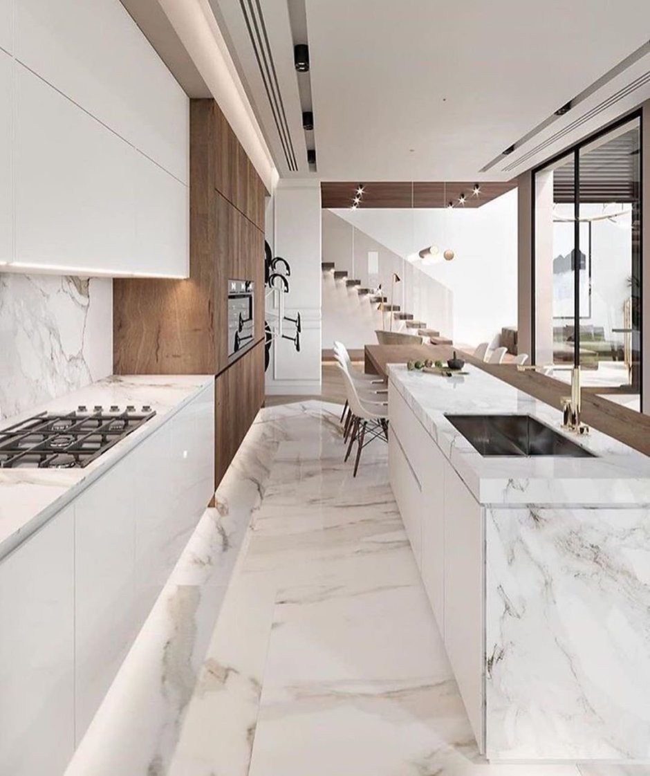 Кухня с мраморной плиткой на полу