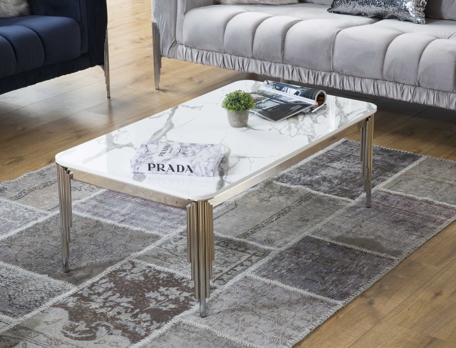 Обеденный стол all Trimmed out