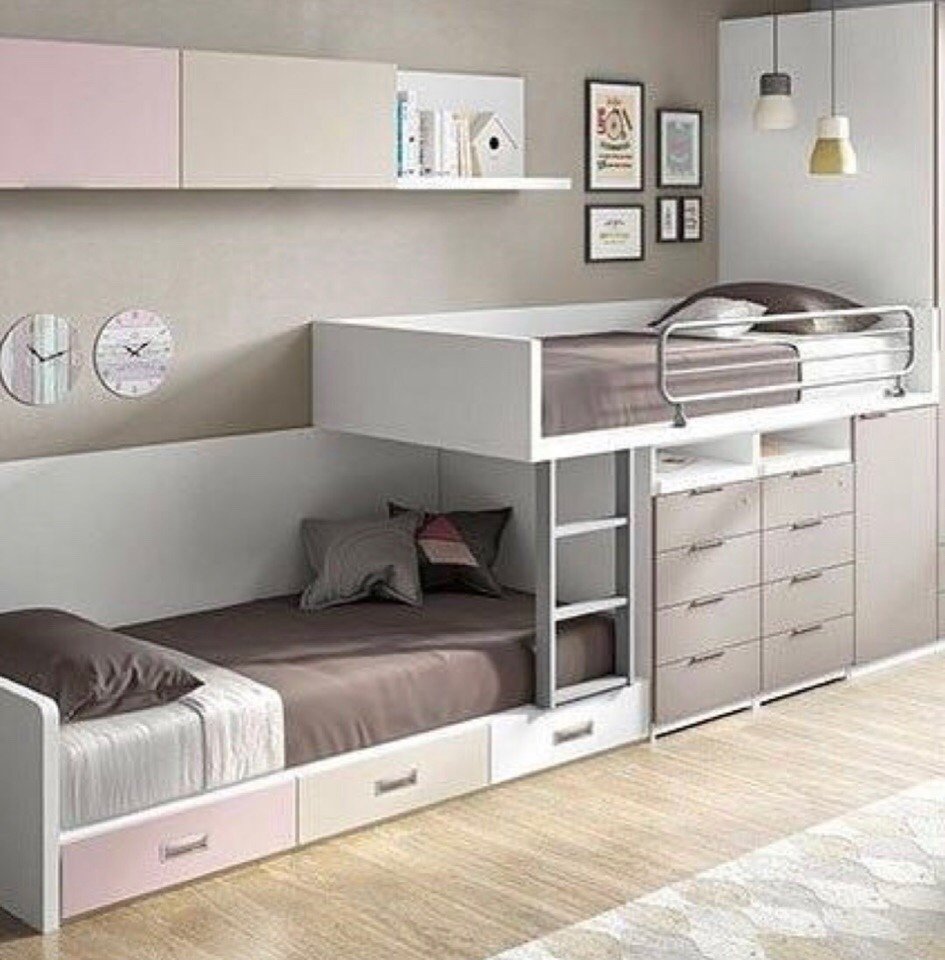 Мебель для детской комнаты для двоих. Двухъярусная кровать для подростков. Детские комнаты с двухъярусными кроватями. Кровать для подростка. Двухэтажная кровать для детей.