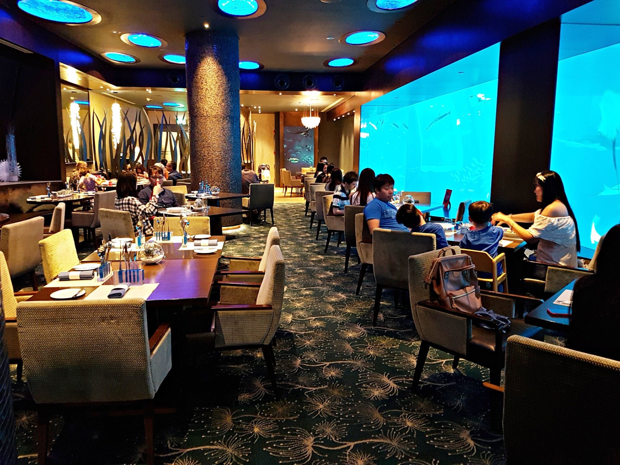 Сайт ресторана океан. Ocean Restaurant by Cat Cora. Рыбный ресторан океан. Океан кафе Москва.