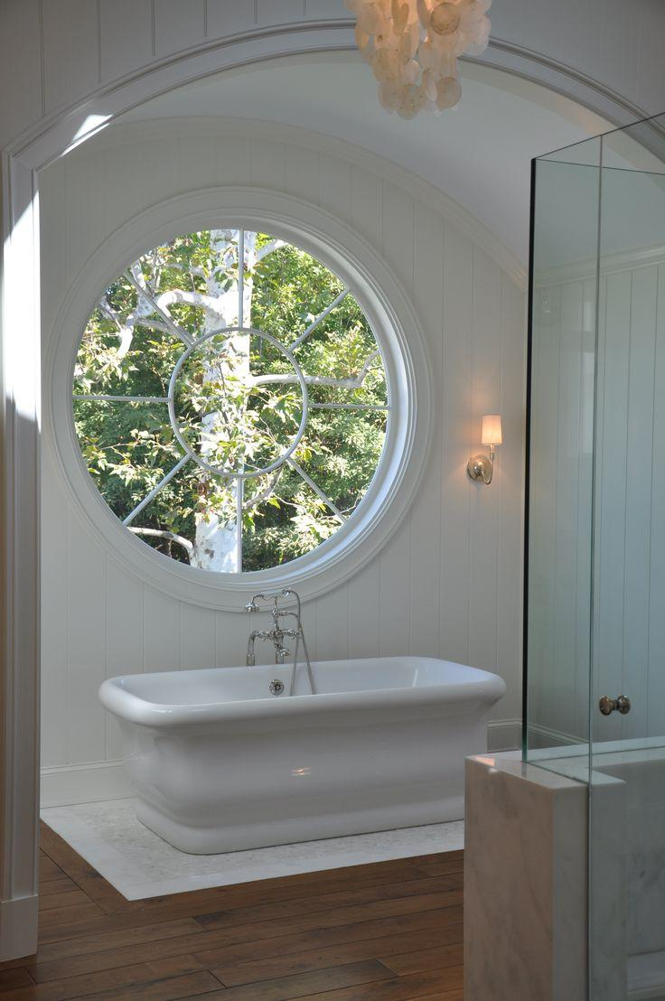 Окно в ванную комнату