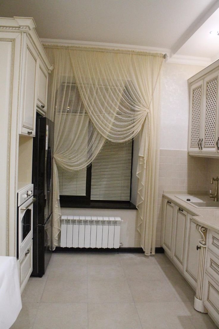 Шторы на кухню длинные