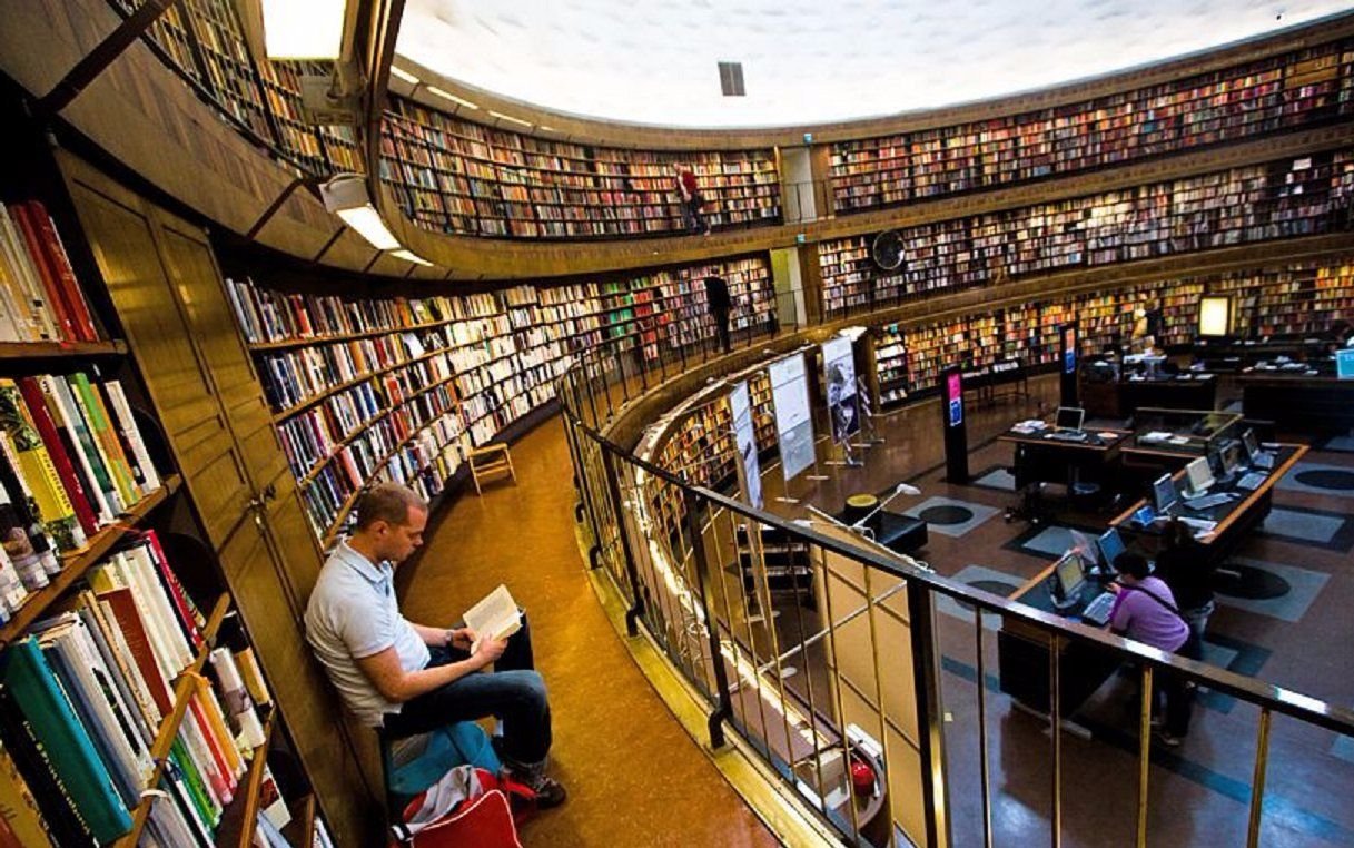 Platform library. Библиотека в Стокгольме Асплунд. Книгохранилище библиотеки. Современная библиотека. Самые красивые библиотеки.