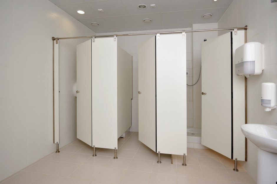 Сантехнические перегородки HPL