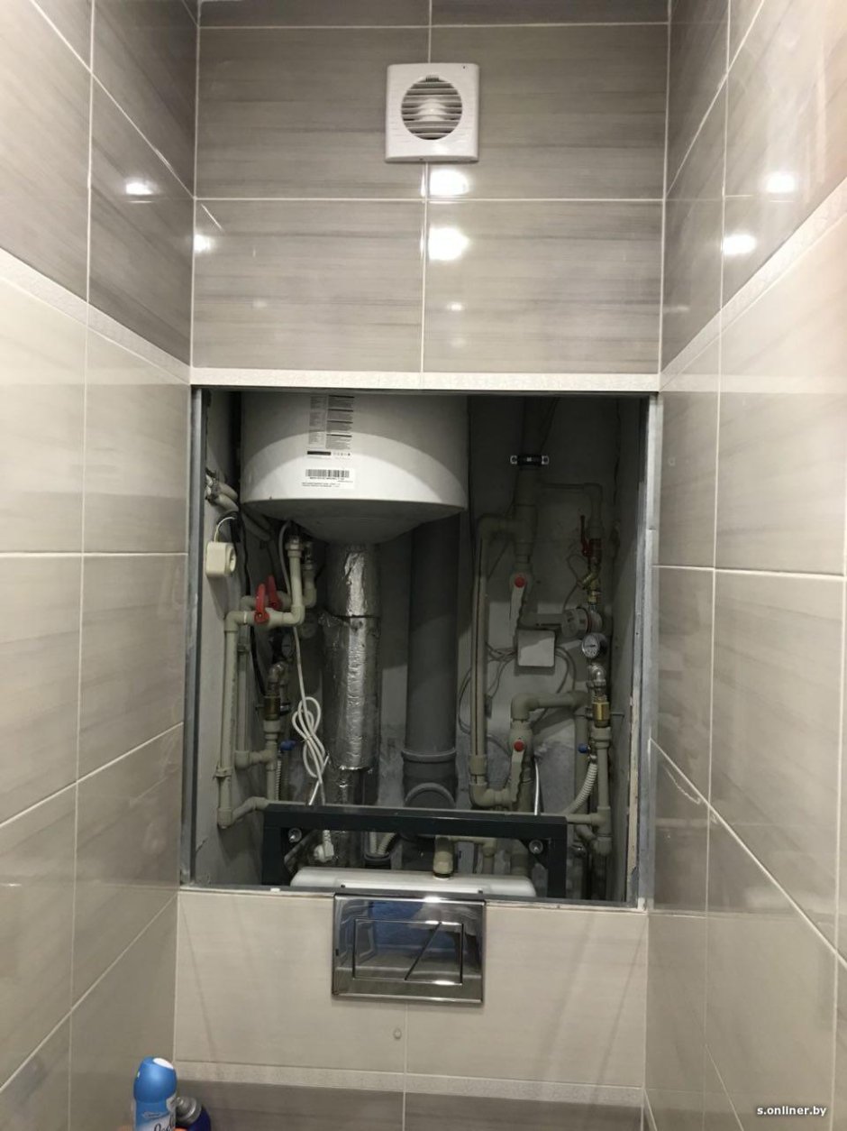 Шкаф для водонагревателя над унитазом