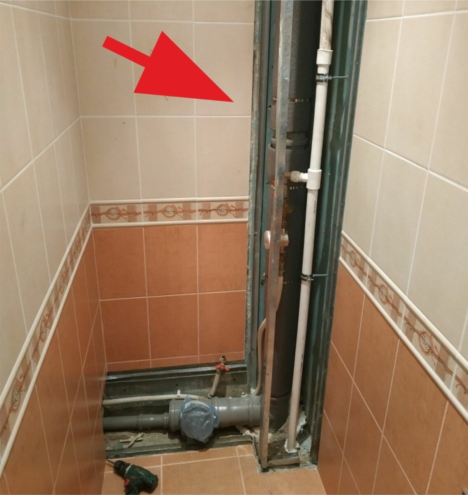 Демонтаж короба в туалете