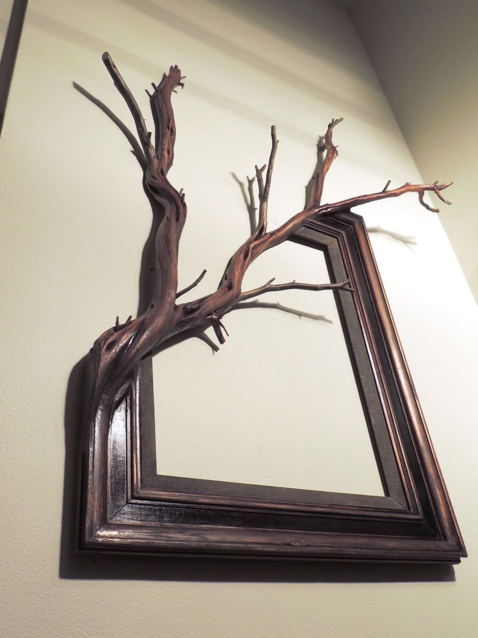 Картины из веток деревьев