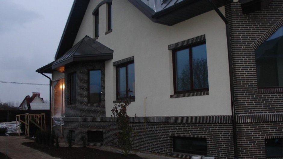 Фасад штукатурка и клинкерная плитка