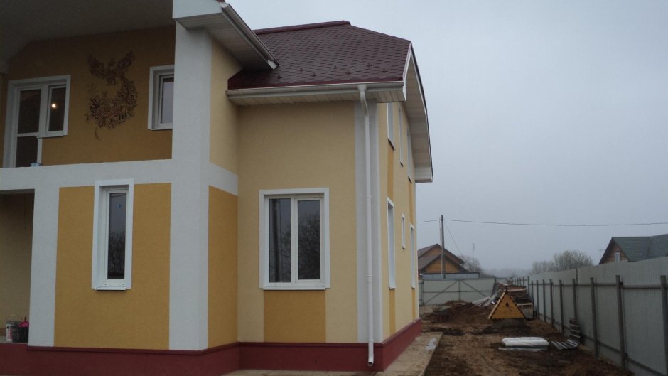 Короед фасад дома рал 1015