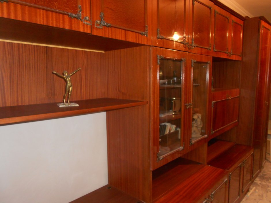 Чешская стенка 2000