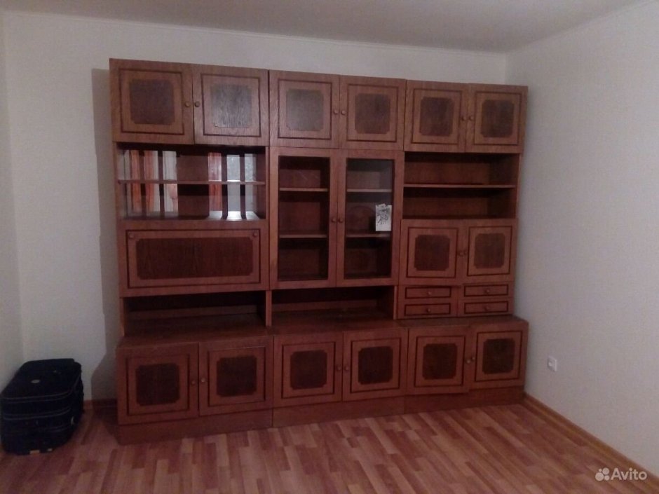 Сервант 90-х годов