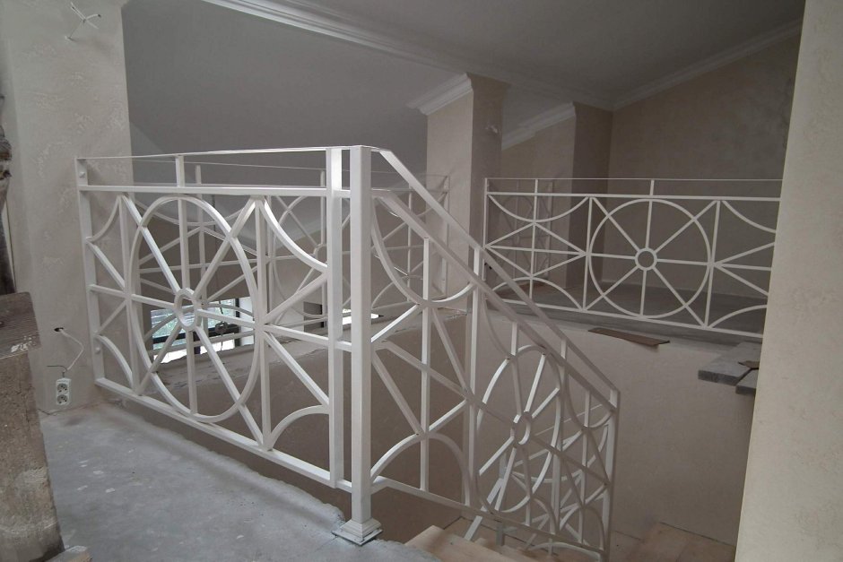 Перила сварные из профильной трубы