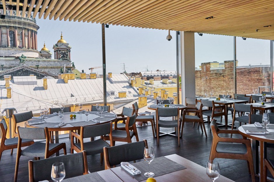 Гинза с видом на Исаакиевский собор