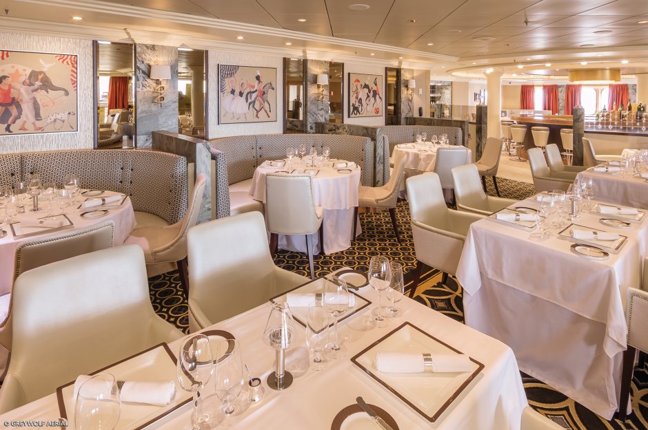 Куин Мэри 2 интерьеры