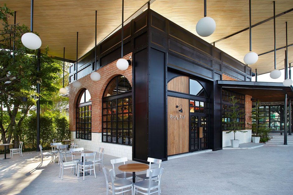 Фасады кафе и ресторанов