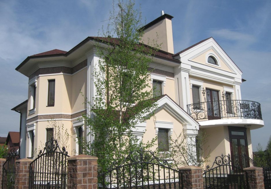 Фото двухцветный фасад дома Ницца