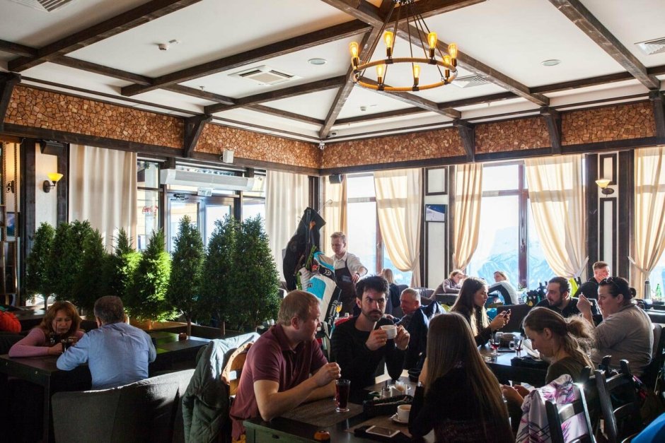 Ресторан каштан красная Поляна